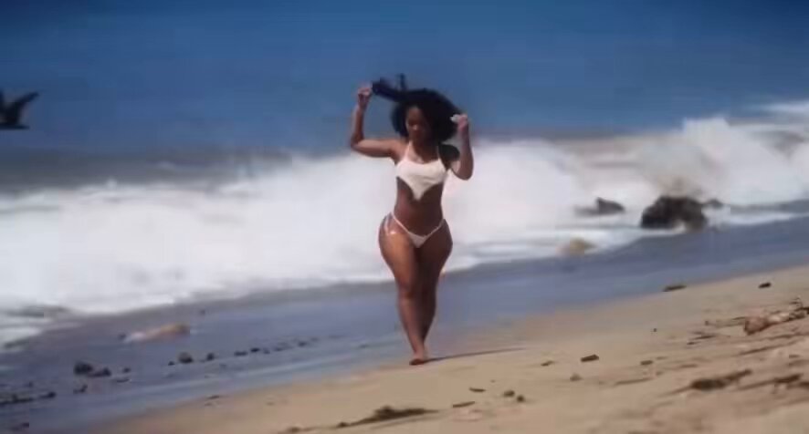 jayda wayda beach video